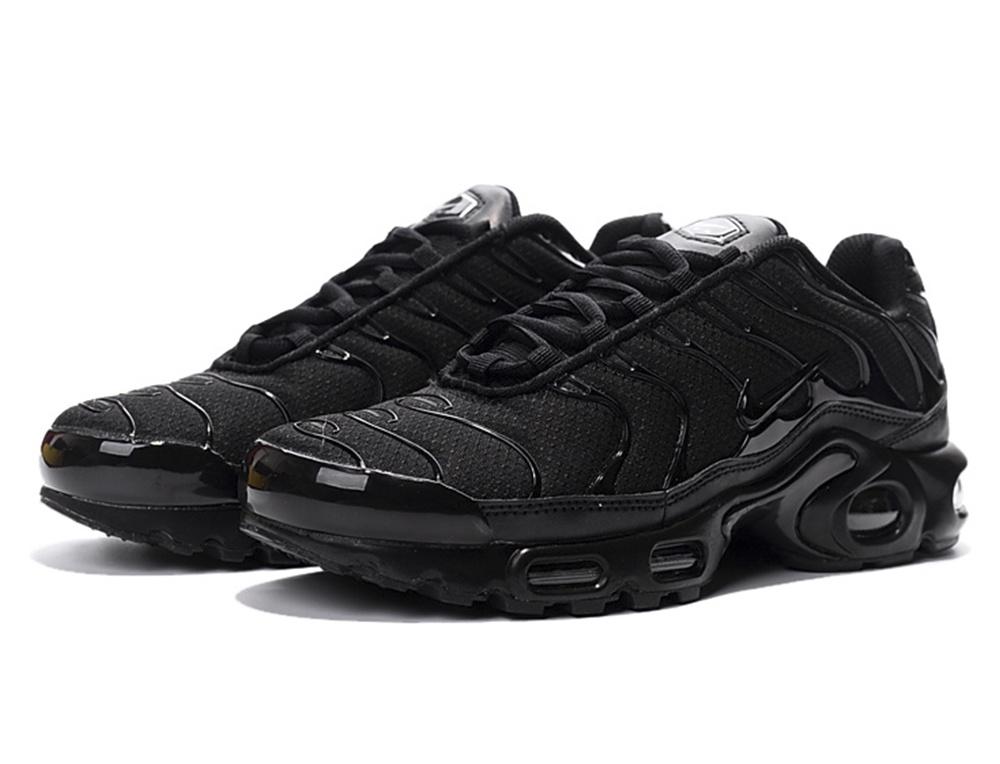 Nike Air VaporMax Plus TN Black step man